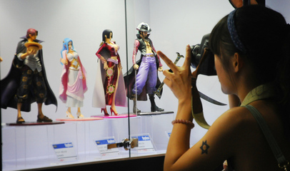 動(dòng)漫展熱潮下的冷思考 粉絲經(jīng)濟(jì)驅(qū)動(dòng)衍生品熱賣，國產(chǎn)動(dòng)畫創(chuàng)新困境亟待突破